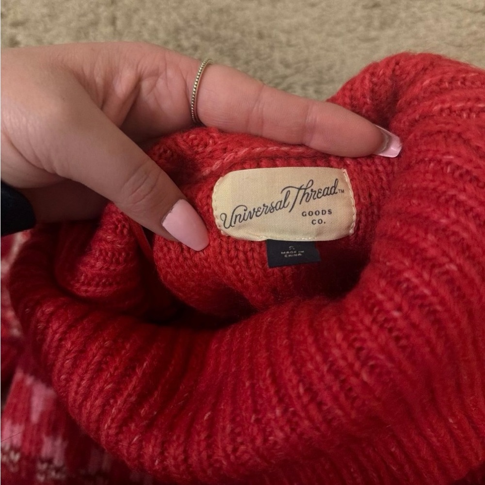 Universal Thread Red And Pink Patterned Turtlenec… - image 2